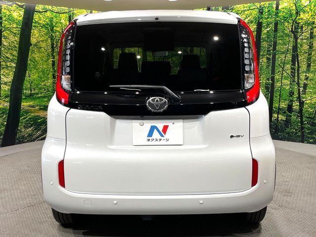 SIENTA HYBRID