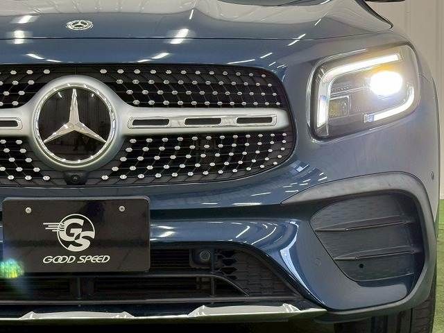MERCEDES BENZ GLB