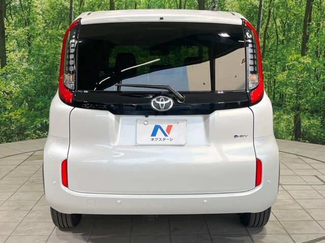 SIENTA HYBRID