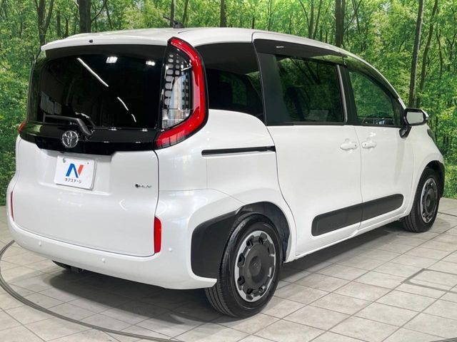 SIENTA HYBRID