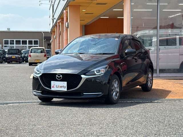 MAZDA2