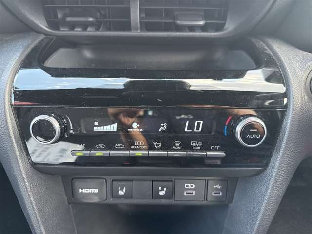 YARIS CROSS