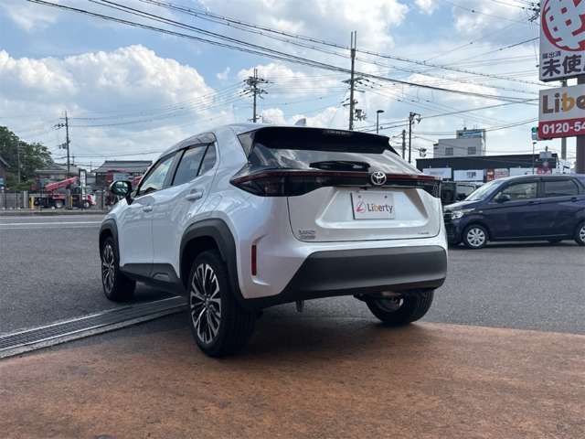 YARIS CROSS
