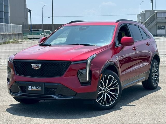 CADILLAC XT4