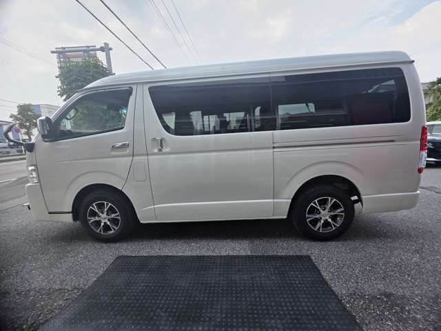 HIACE wagon