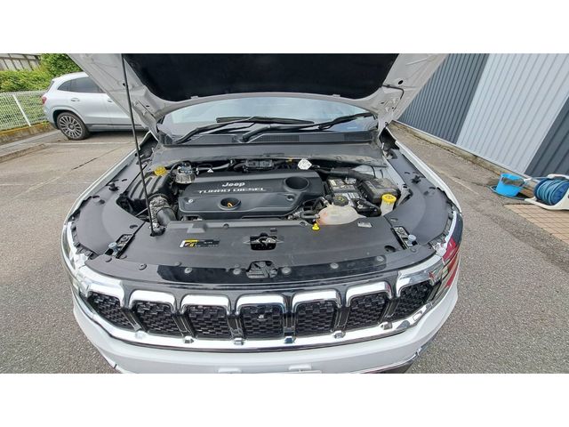 JEEP GRAND CHEROKEE L