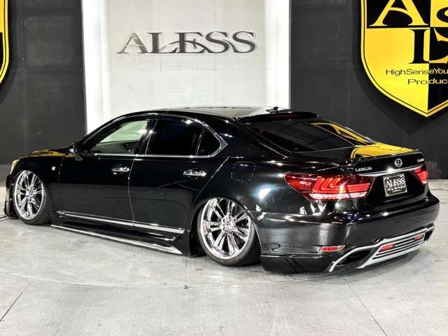 LEXUS LS460