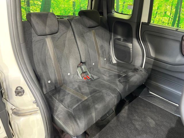 N BOX CUSTOM 4WD