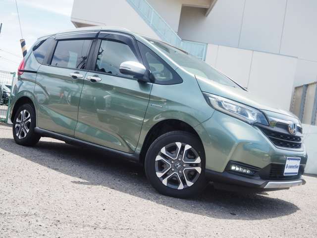 FREED HYBRID 4WD