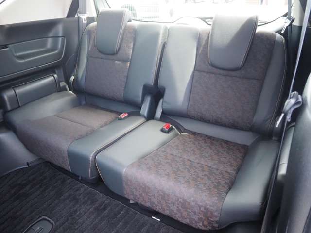 FREED HYBRID 4WD