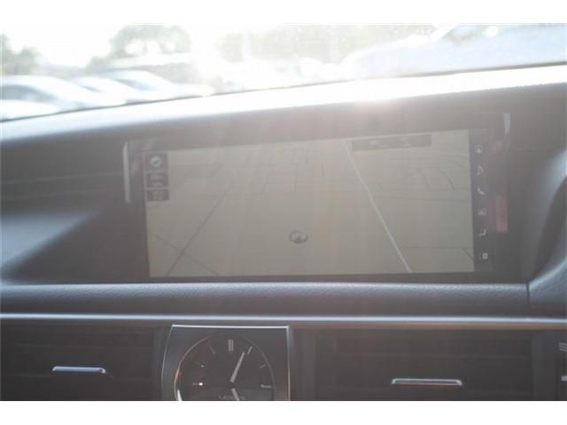 LEXUS IS300h