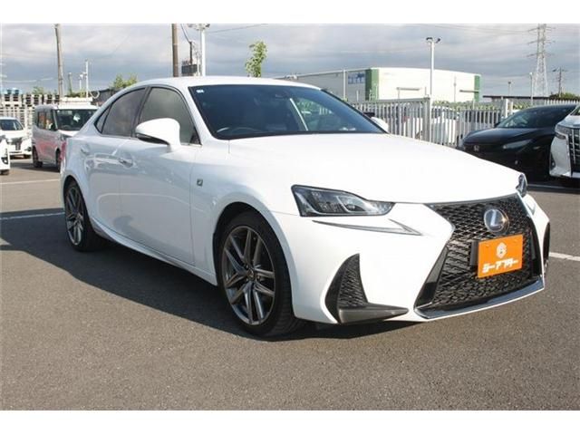 LEXUS IS300h
