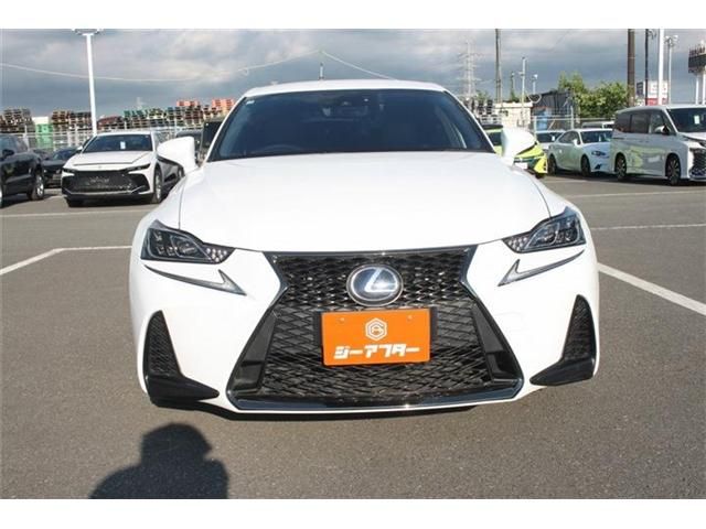 LEXUS IS300h