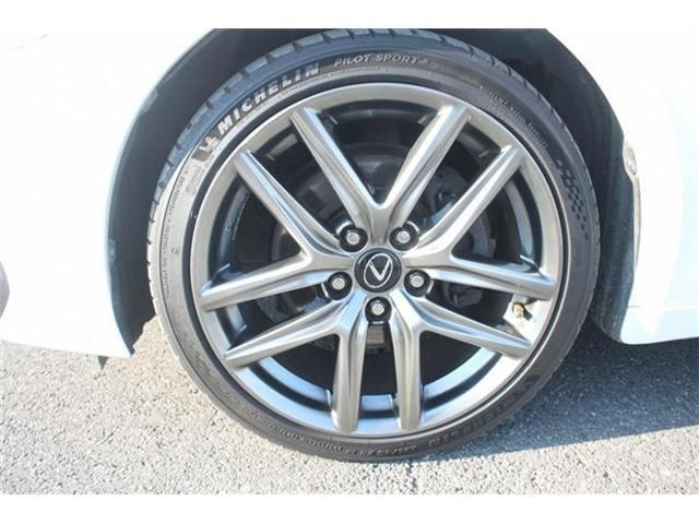 LEXUS IS300h