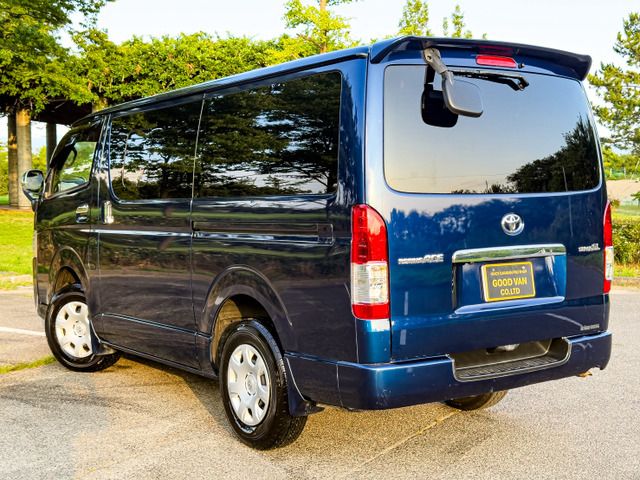 HIACE van 4WD