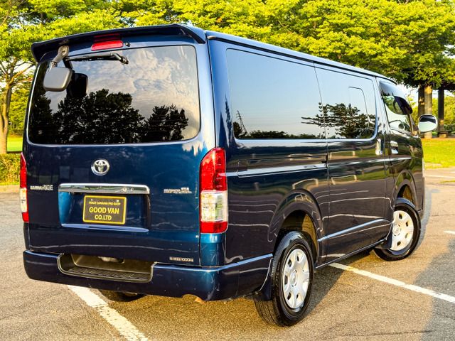 HIACE van 4WD
