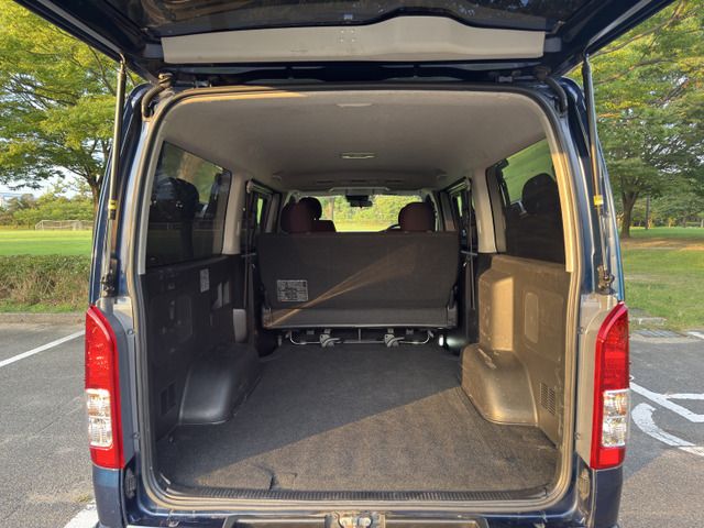 HIACE van 4WD
