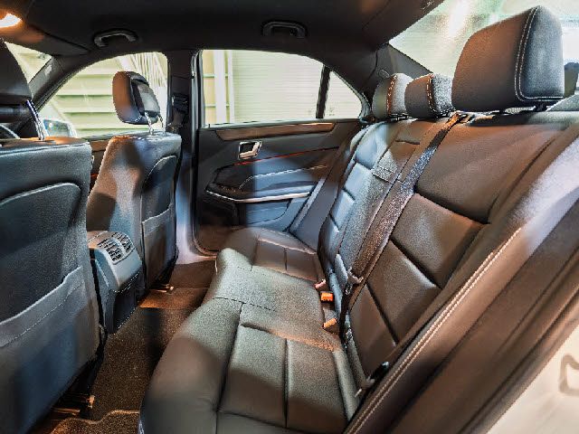 MERCEDES BENZ E class sedan