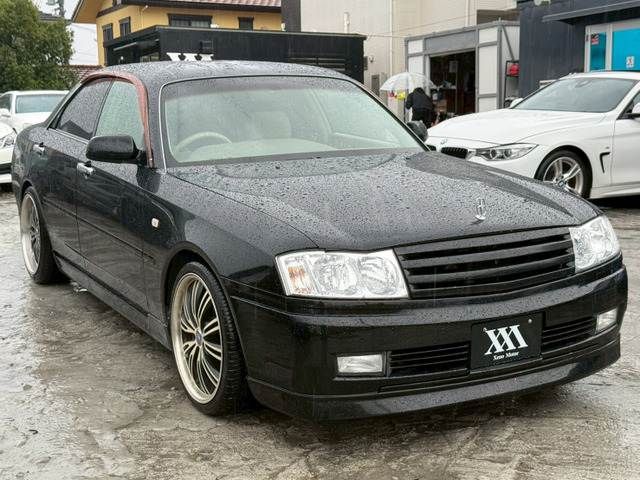 CEDRIC hardtop