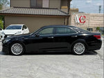 CROWN sedan hybrid