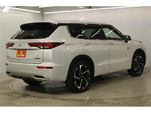 OUTLANDER PHEV