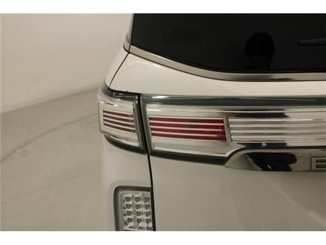 ELGRAND  4WD