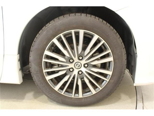 ELGRAND  4WD