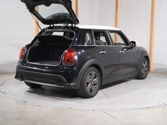 MINI COOPER D 5DOOR