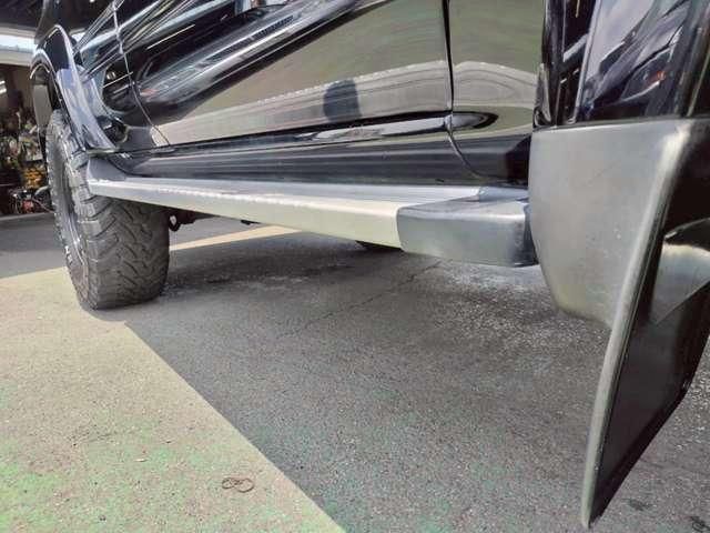 LANDCRUISER van
