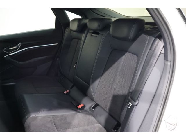 AUDI e-tron SPORTBACK