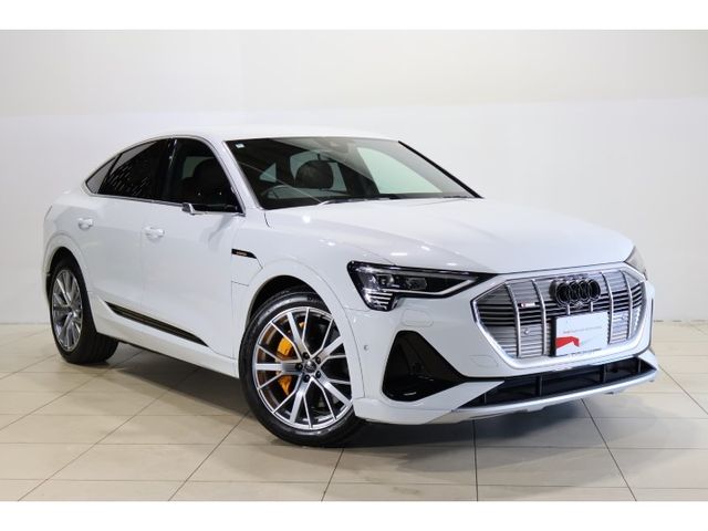 AUDI e-tron SPORTBACK