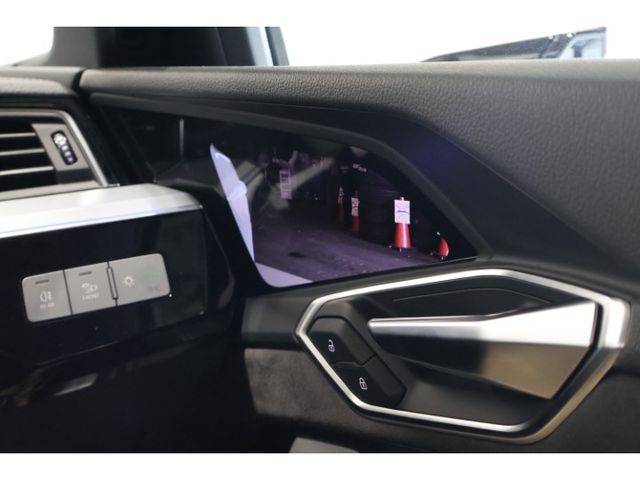 AUDI e-tron SPORTBACK