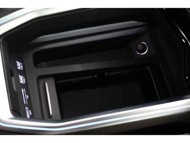 AUDI e-tron SPORTBACK