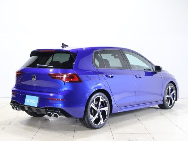 VOLKSWAGEN GOLF R