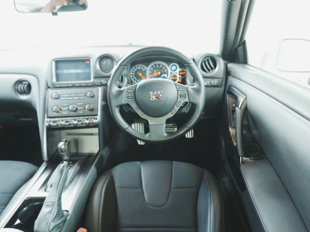 GT-R