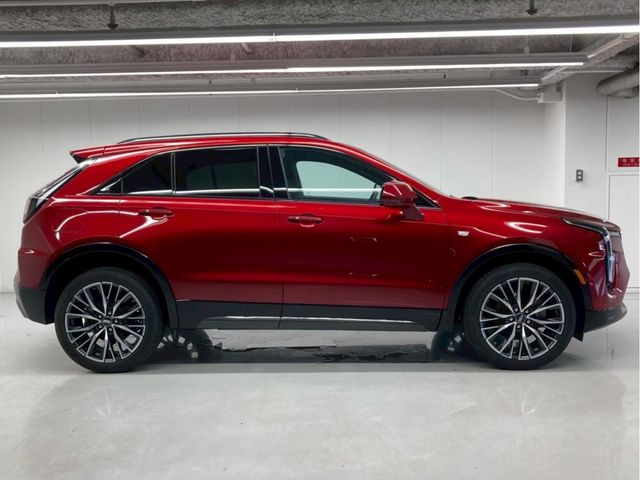 CADILLAC XT4