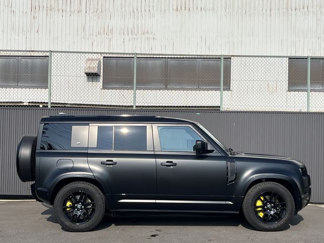 ROVER DEFENDER