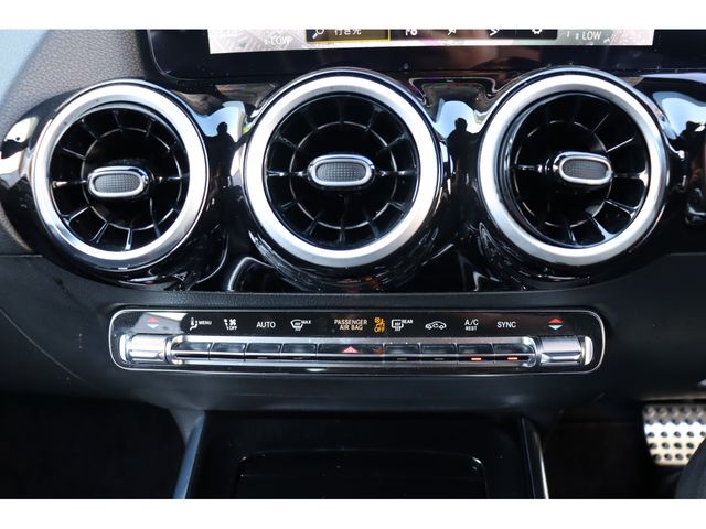 MERCEDES BENZ B class