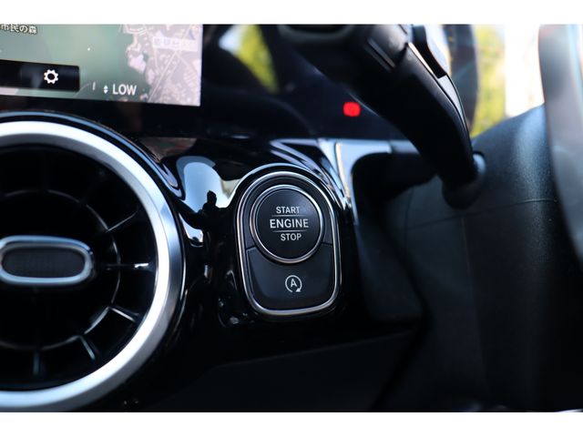 MERCEDES BENZ B class