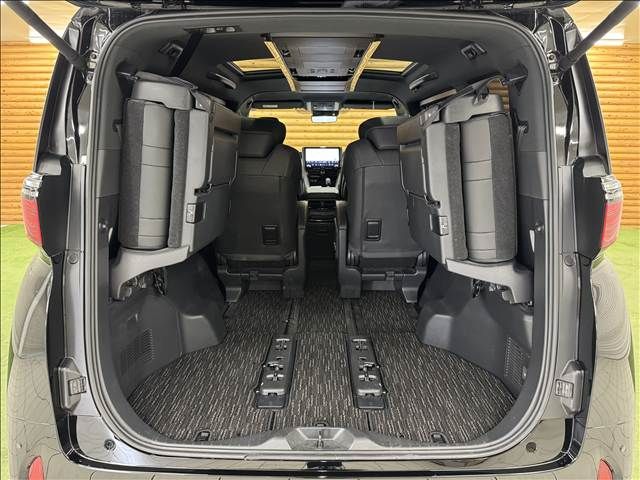 ALPHARD hybrid