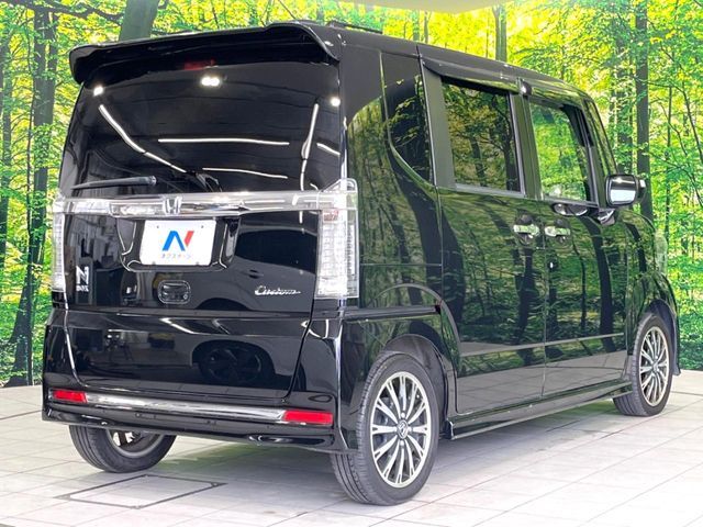 N BOX CUSTOM