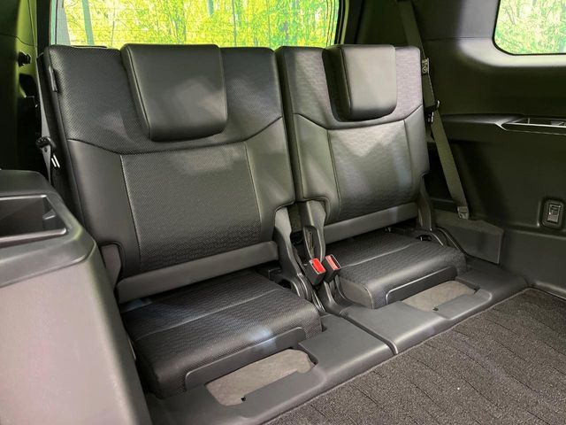 LANDCRUISER 250