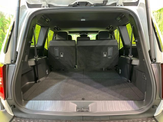 LANDCRUISER 250