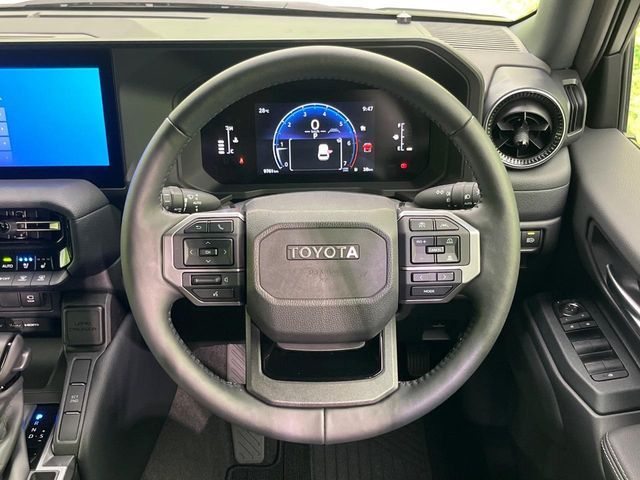 LANDCRUISER 250