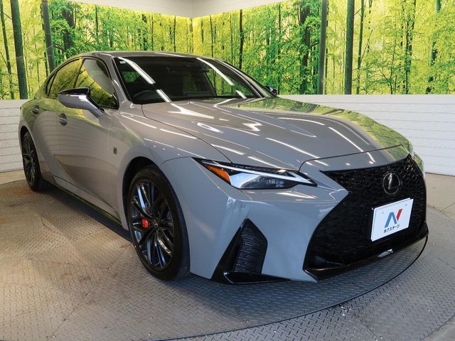 LEXUS IS500