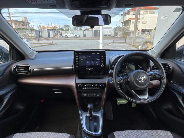 YARIS CROSS HYBRID