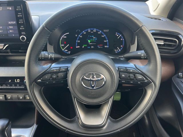 YARIS CROSS HYBRID