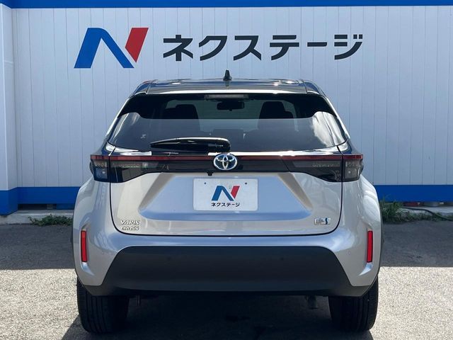 YARIS CROSS HYBRID