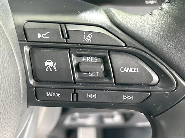 YARIS CROSS HYBRID