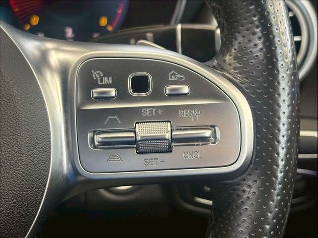 MERCEDES BENZ C class sedan